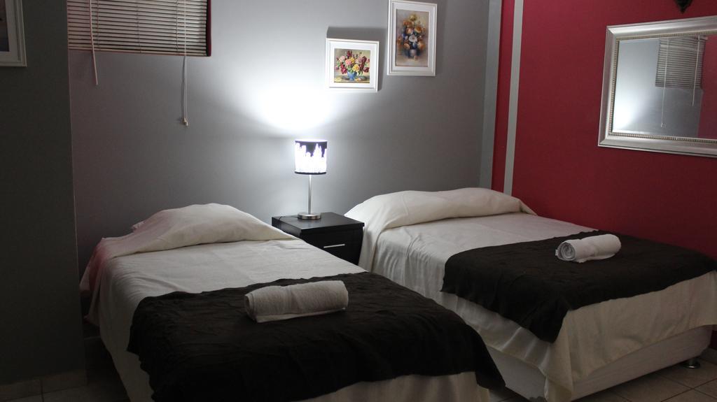 Taytaypa Rooms & Apartments Lima Airport Eksteriør bilde