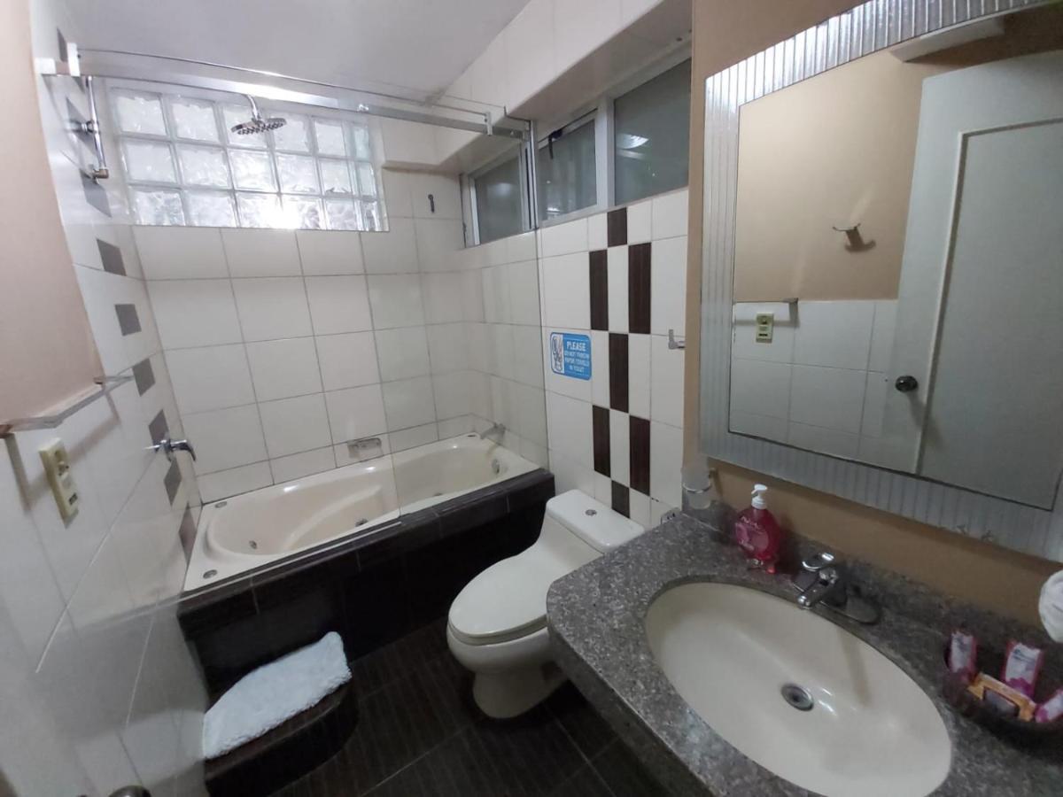 Taytaypa Rooms & Apartments Lima Airport Eksteriør bilde